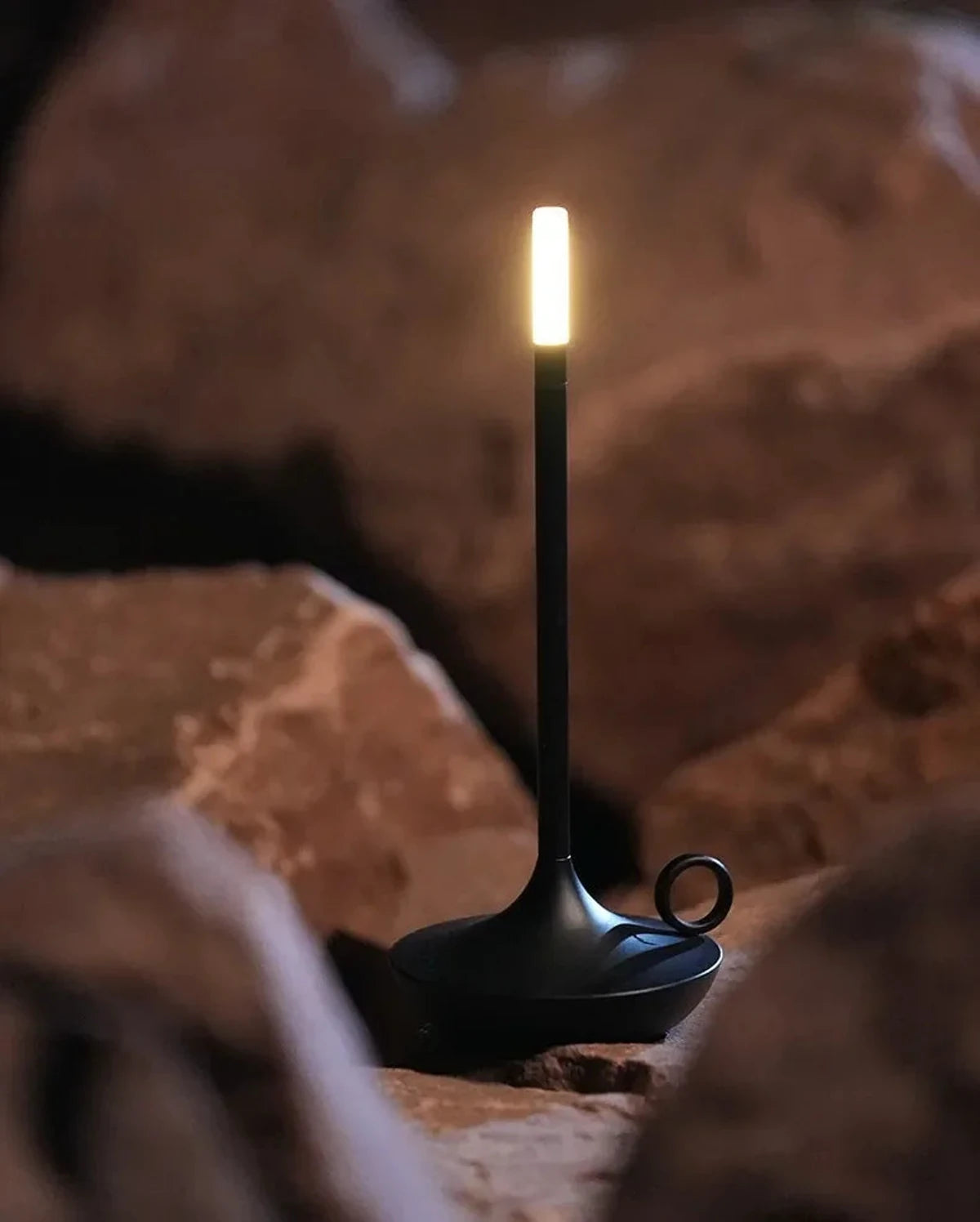 Vintage LED-Tischleuchte im Kerzenlicht-Design mit USB-Akku und Touch-Dimmfunktion