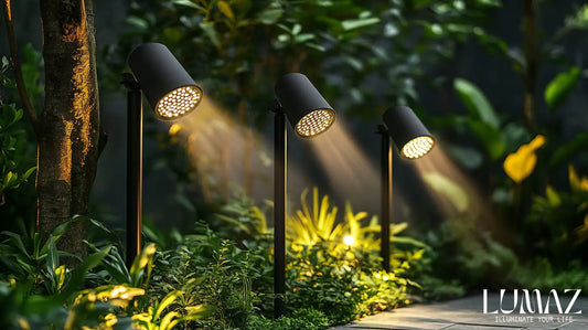 Lumaz: The Ultimate Guide to Solar Spot Lights: Choosing the Best Outdoor Lighting for Your Needs