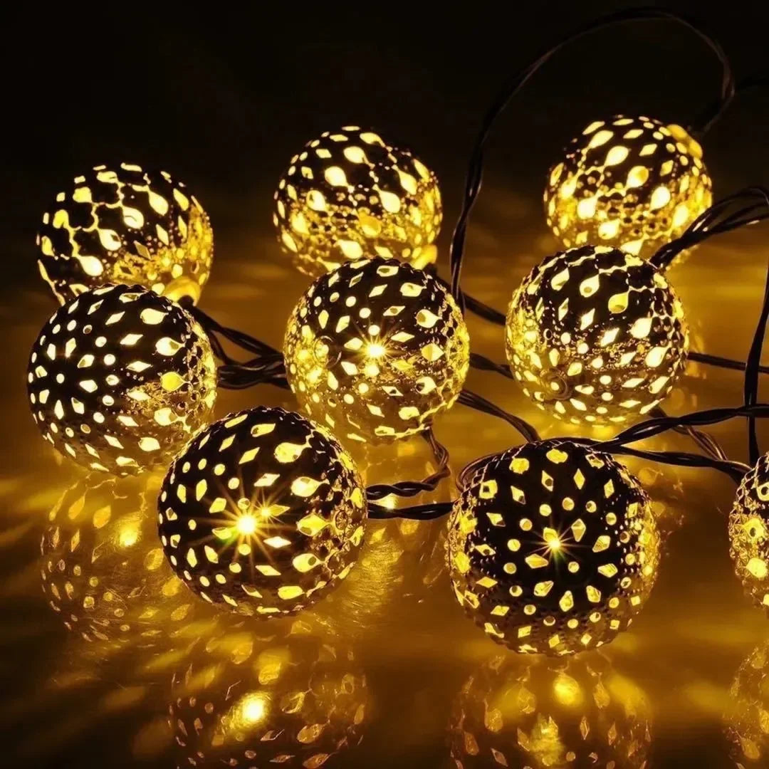 7/12m Moroccan Ball Solar String Lights, LED Globe Lantern Christmas Lights - Lumaz