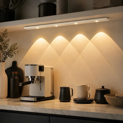 3-farbige, umschaltbare LED-Unterbauleuchte – USB-aufladbar, Bewegungssensor