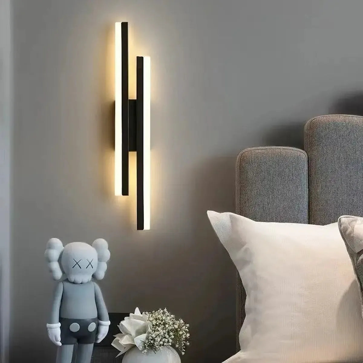 Bedroom LED Wall Light Copper Line Pipe Acrylic Lampshade for Indoor Lighting