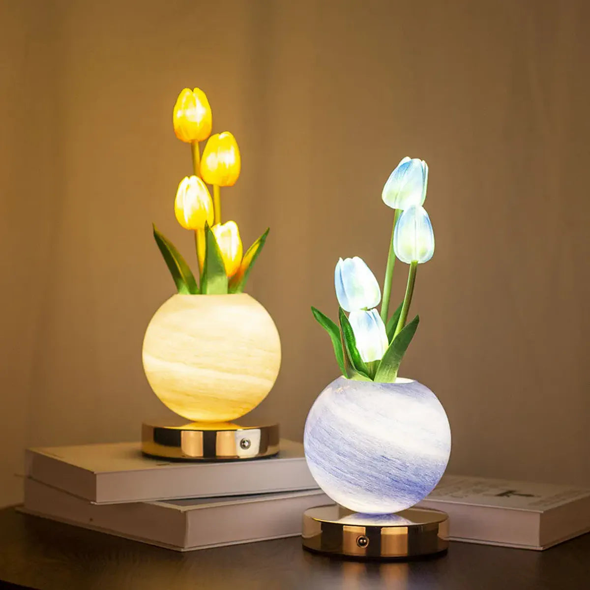 Glowing Tulip Bouquet Table Lamp - 3-Color Dimming, USB Rechargeable