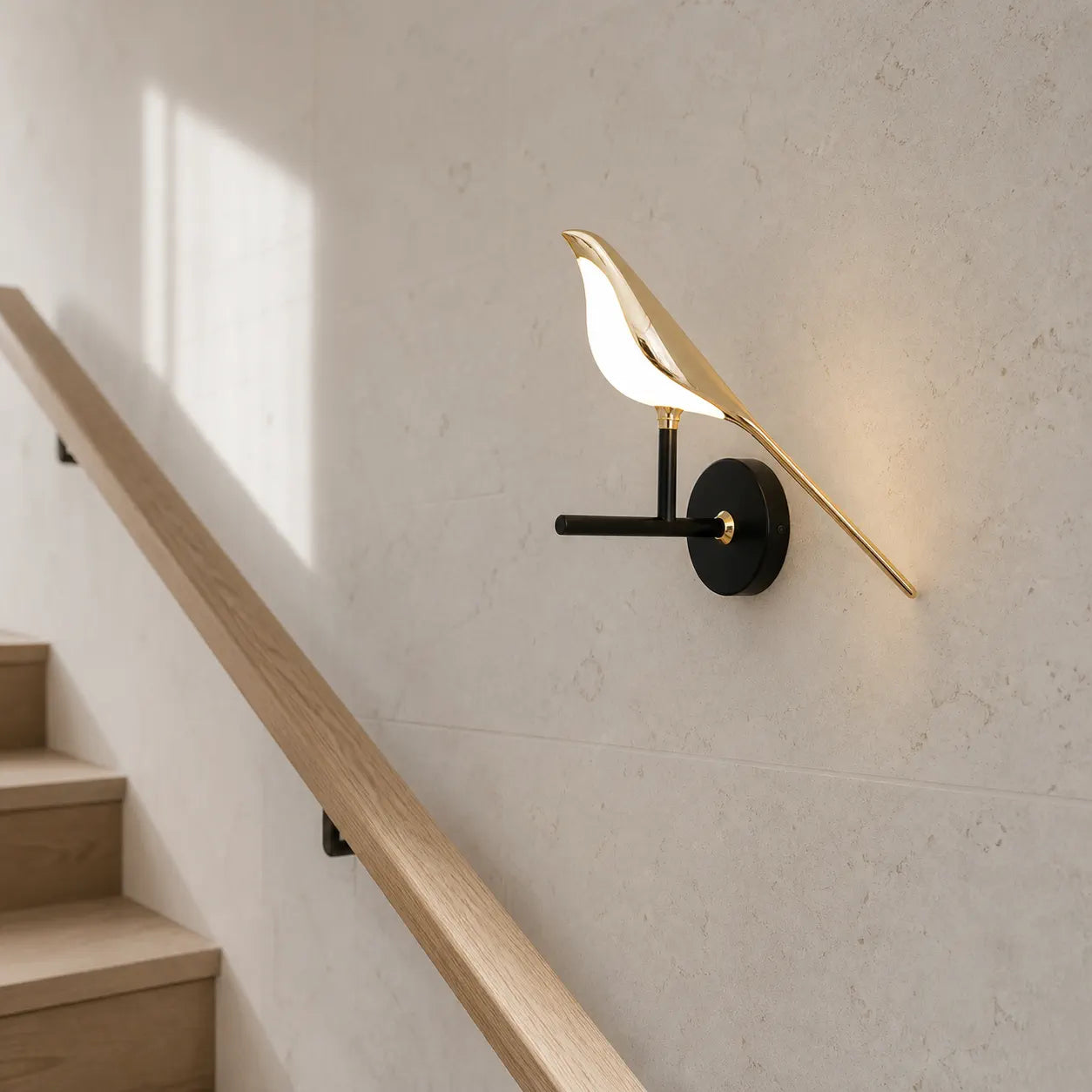 Applique murale LED Oiseau d'or nordique - Angle réglable, design créatif