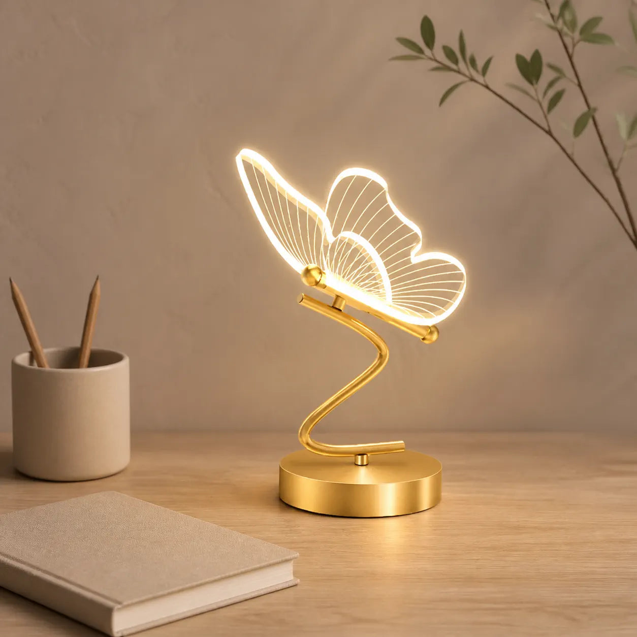 Nordische LED-Tischleuchte „Goldener Schmetterling“ – Dreifarbig, für Nachttisch und Schreibtisch