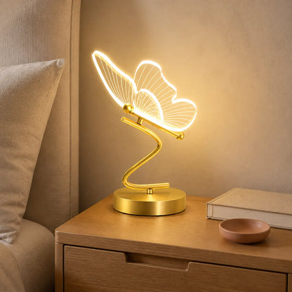 Nordische LED-Tischleuchte „Goldener Schmetterling“ – Dreifarbig, für Nachttisch und Schreibtisch
