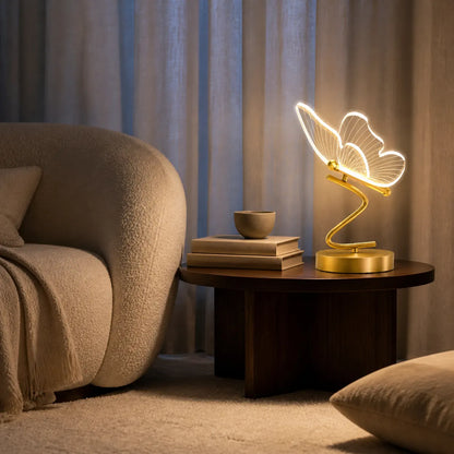 Nordische LED-Tischleuchte „Goldener Schmetterling“ – Dreifarbig, für Nachttisch und Schreibtisch