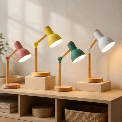 Nordische LED-Tischleuchte aus Holz – 5 Farben, drehbarer Kopf, E26/E27, verschiedene Steckeroptionen