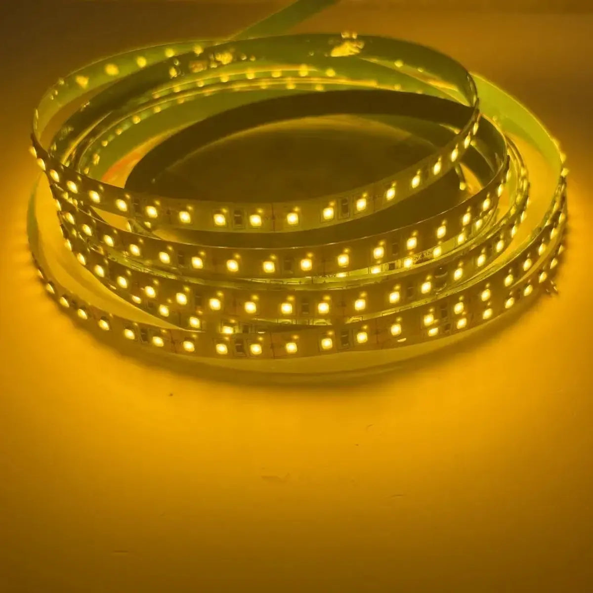 Rubans LED SMD 2835 120 LED/m - DC12V/24V, 9 Couleurs, Flexibles & Sécables