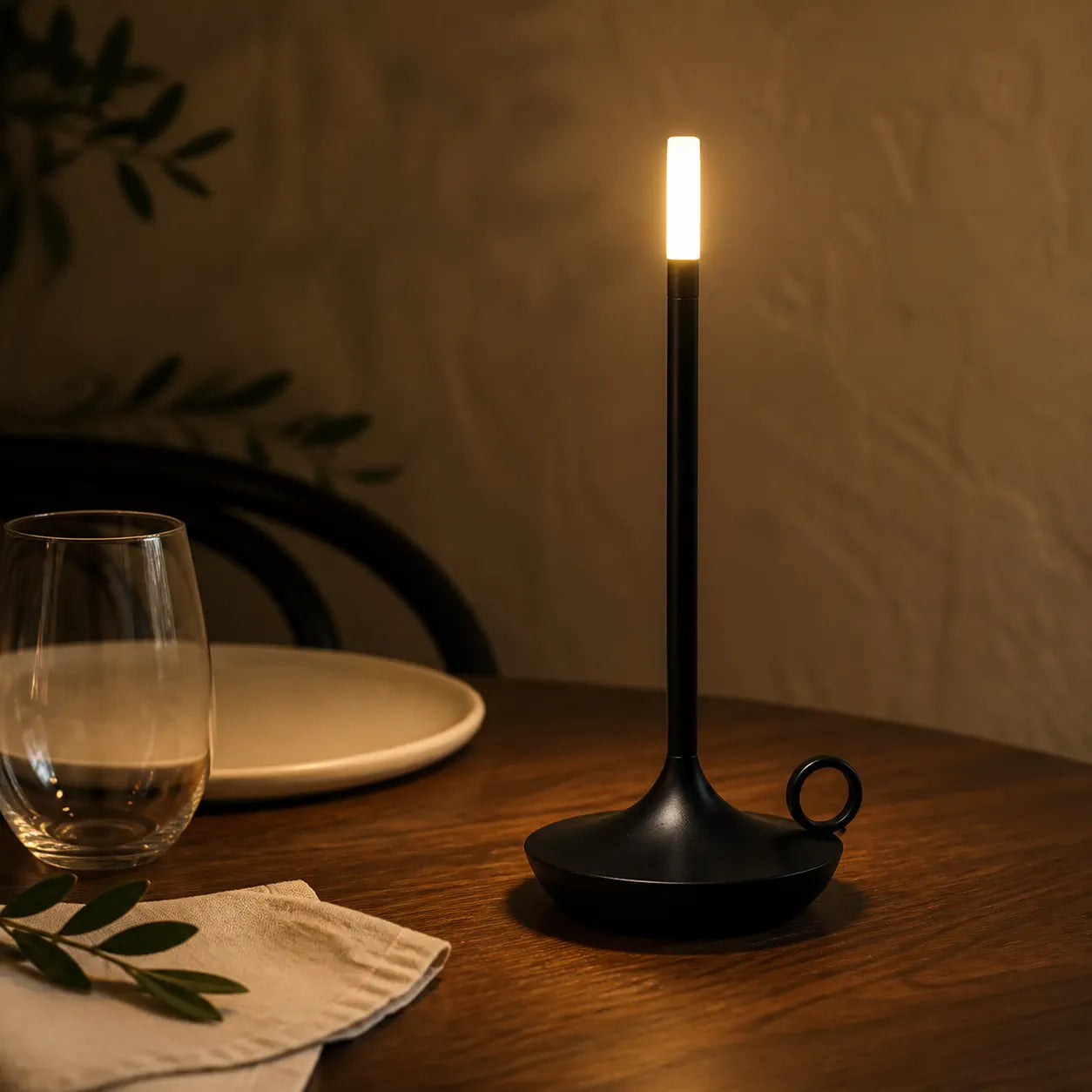 Vintage Candlelight LED Table Lamp - Touch Dimming, USB Rechargeable